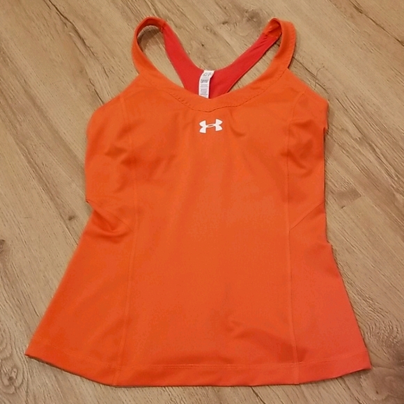 Under Armour Tops - Under Armour HeatGear Tank w/Bra